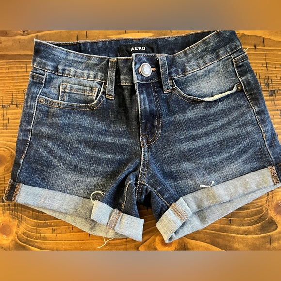 Aeropostale | Shorts | Aeropostal Low Rise Midi Size Barely Worn Darker ...